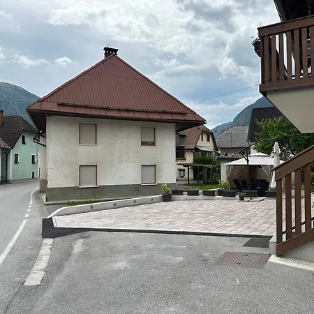 Apartma Alma Apartment *